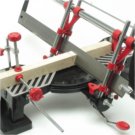 PIŁA KĄTOWA 550MM UCHYLNA -2 KĄTY CIĘCIA -zdjęcie numer 3