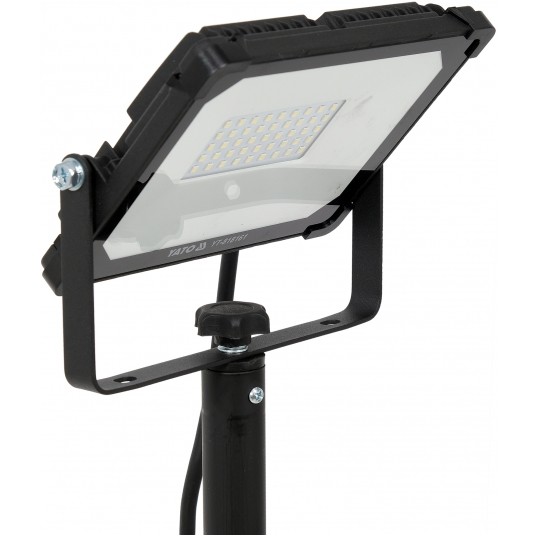 REFLEKTOR SMD LED ZE STOJ. 30W 2850LM -zdjęcie numer 3
