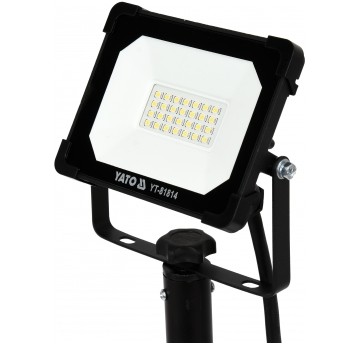 REFLEKTOR SMD LED ZE STOJ. 20W 1800LM