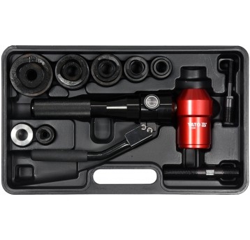 WYCINAK HYDRAULICZNY OTWORÓW W BLACHACH